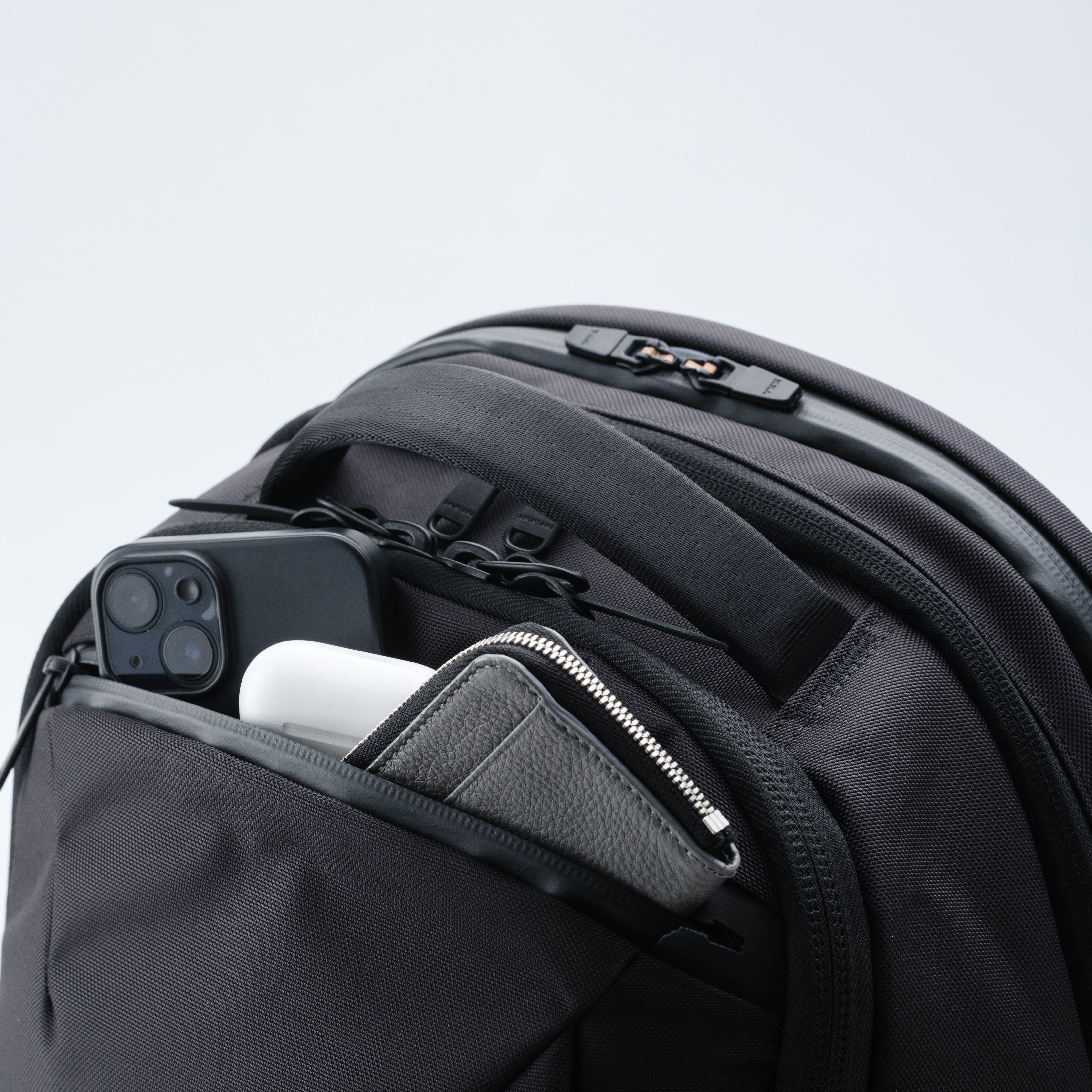 新品　最新　ANINSANE BACKPACK ELITE B05 ブラック アンインセイン ビジネスリュック A4 22L 耐水 防水 止水 撥水 軽量